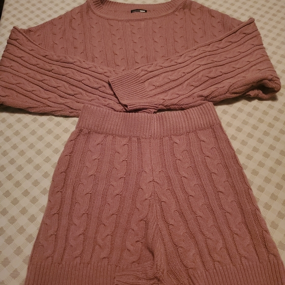 ‼️SOLD‼️ FASHION NOVA FIGUEROA SET - Picture 2 of 6